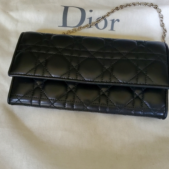 DIOR cannage wallet with chain. - Picture 1 of 8